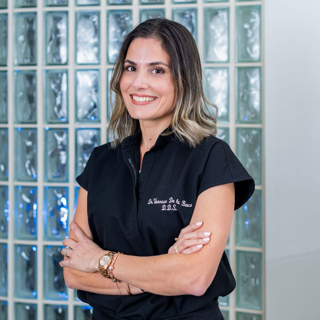 Dr. Vanessa De la Barca